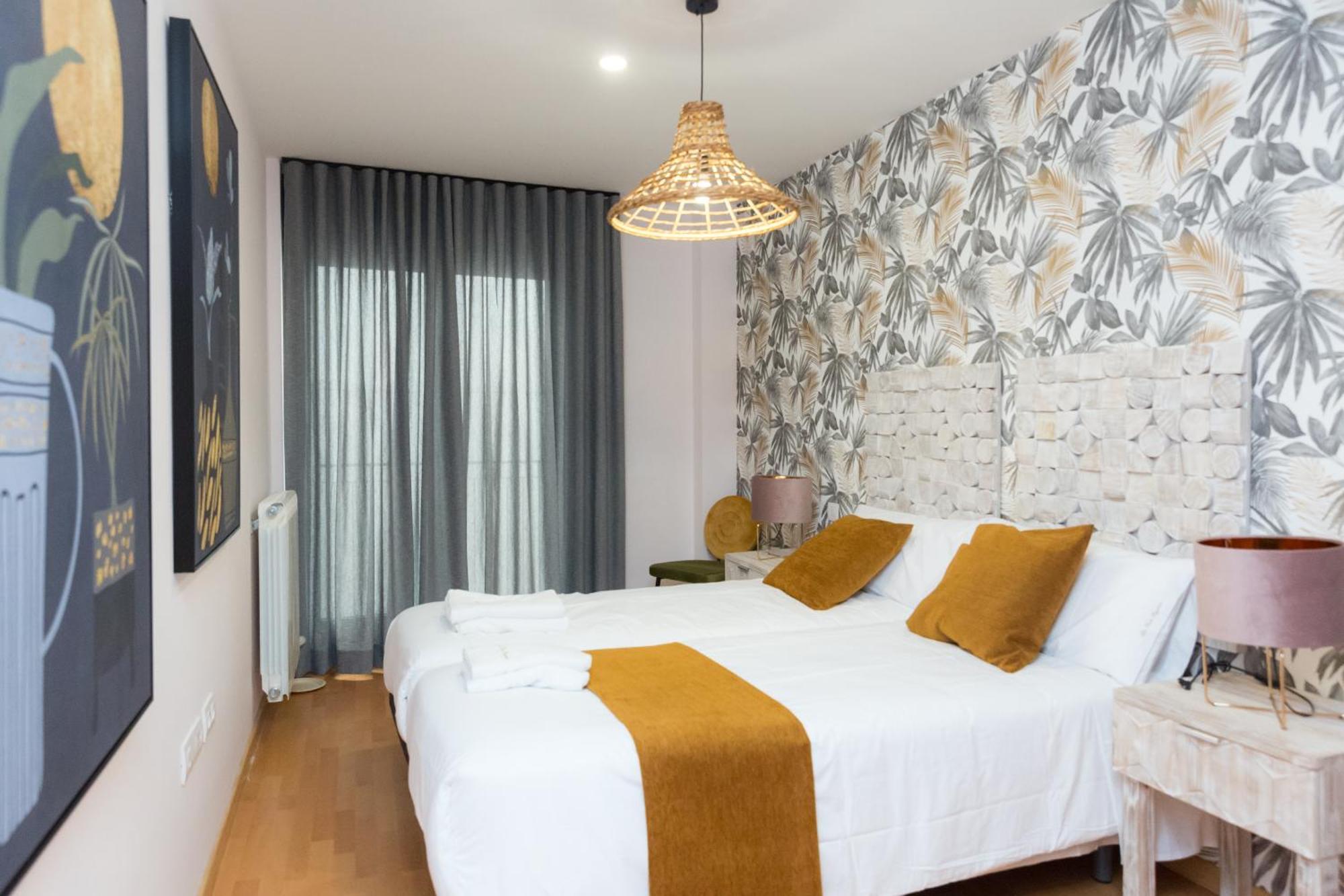 Apartamentos San Pedro Regalado 바야돌리드 외부 사진