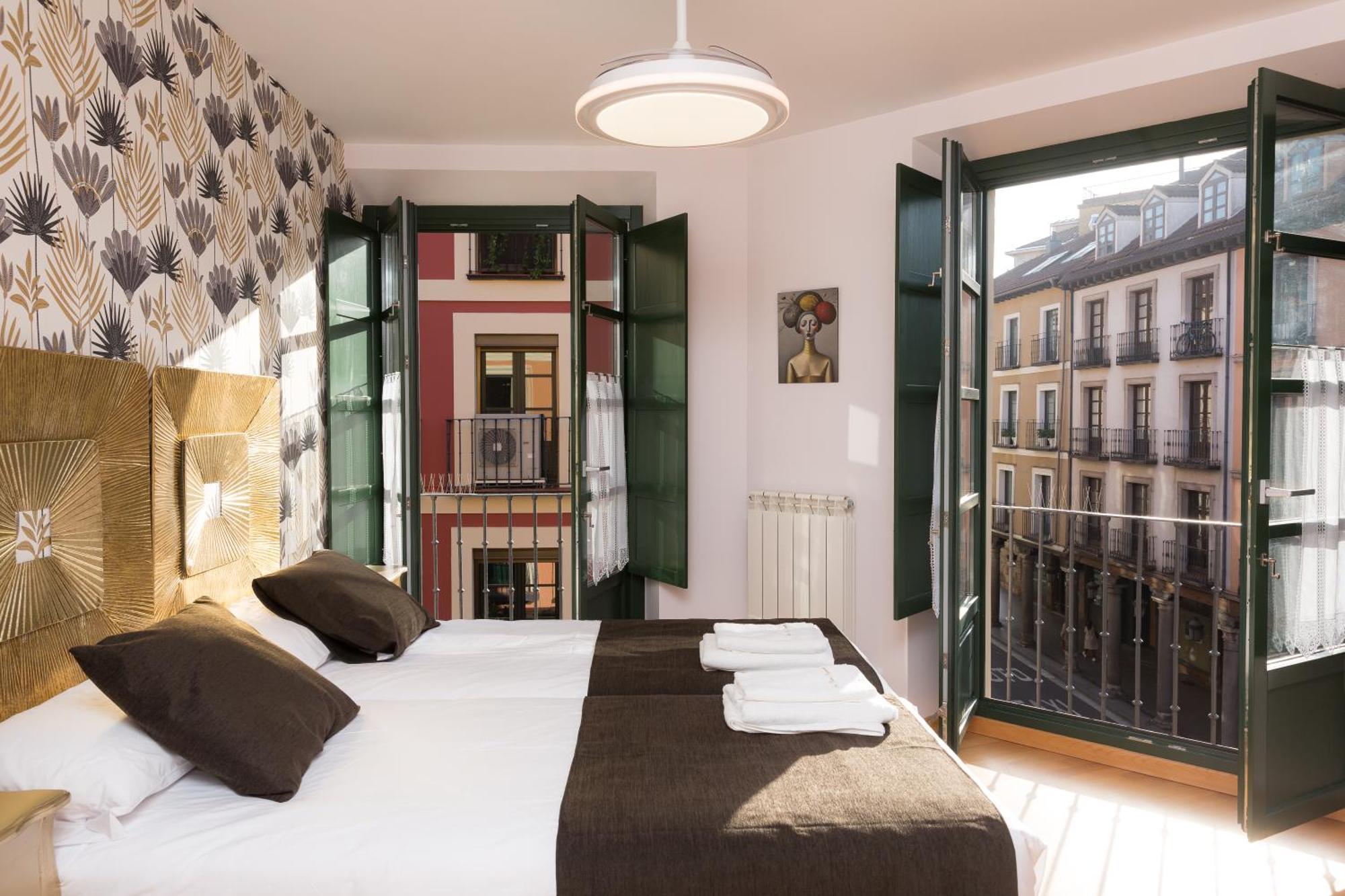 Apartamentos San Pedro Regalado 바야돌리드 외부 사진